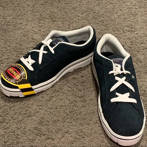 Sketchers men’s footwear NIB - Picture 2 of 5